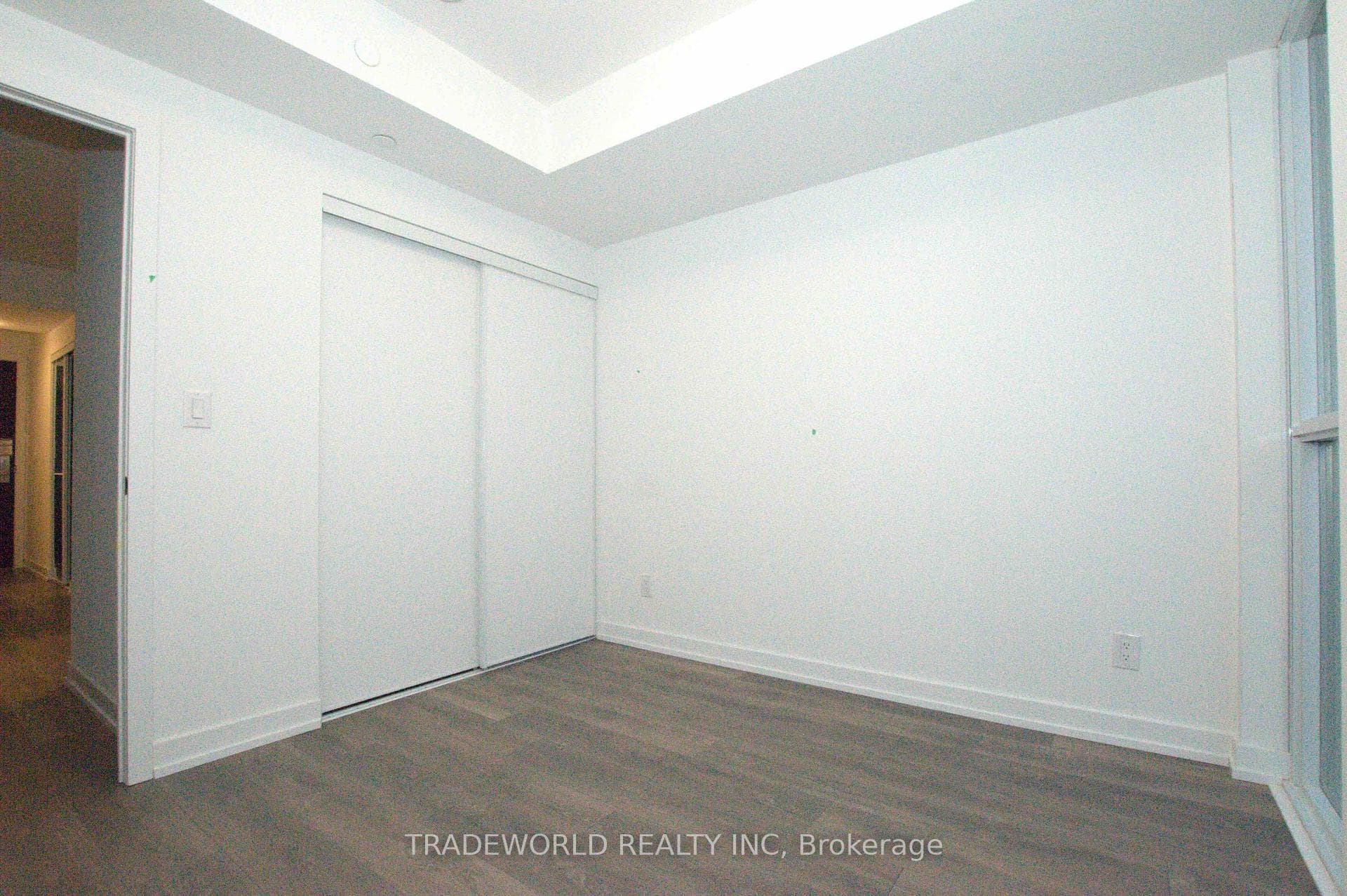 159 Wellesley Street Unit 2202 photo 10