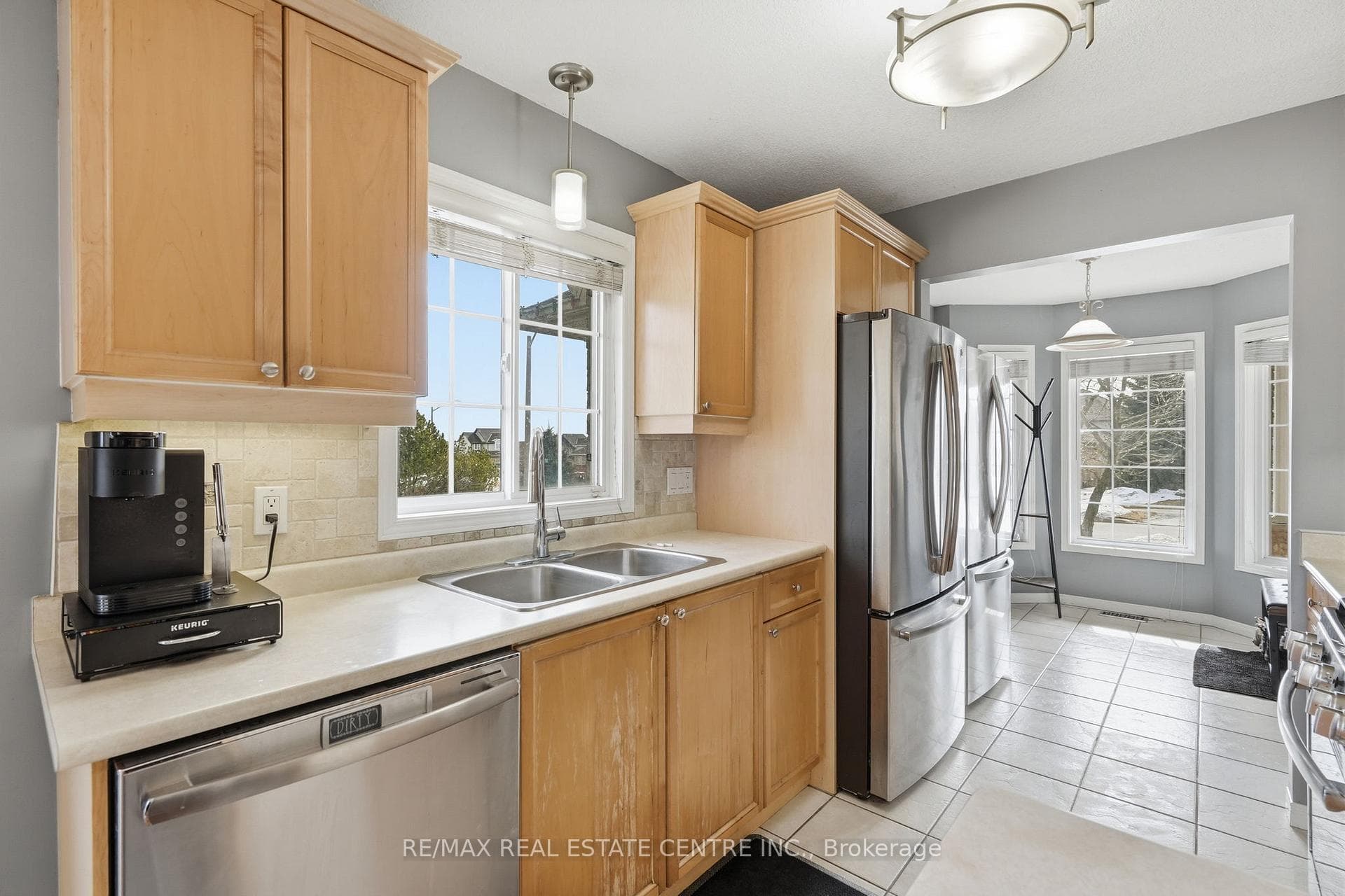 321 Montgomery Boulevard photo 11