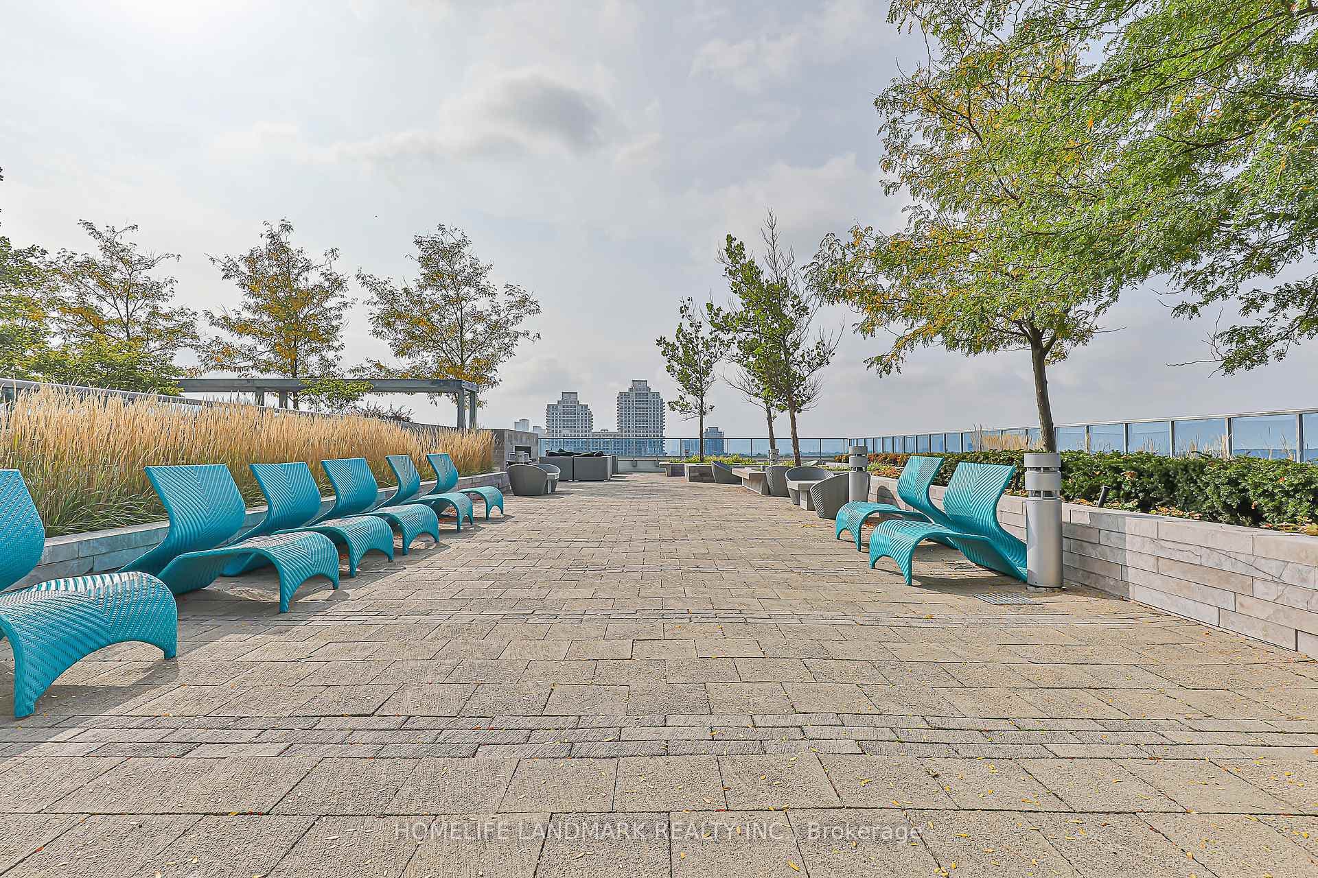 9471 Yonge Street Unit 503 photo 42