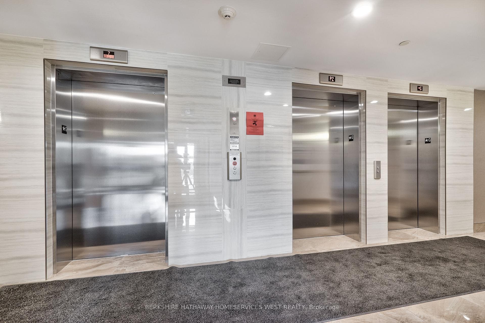 2490 Old Bronte Road Unit 313 photo 4