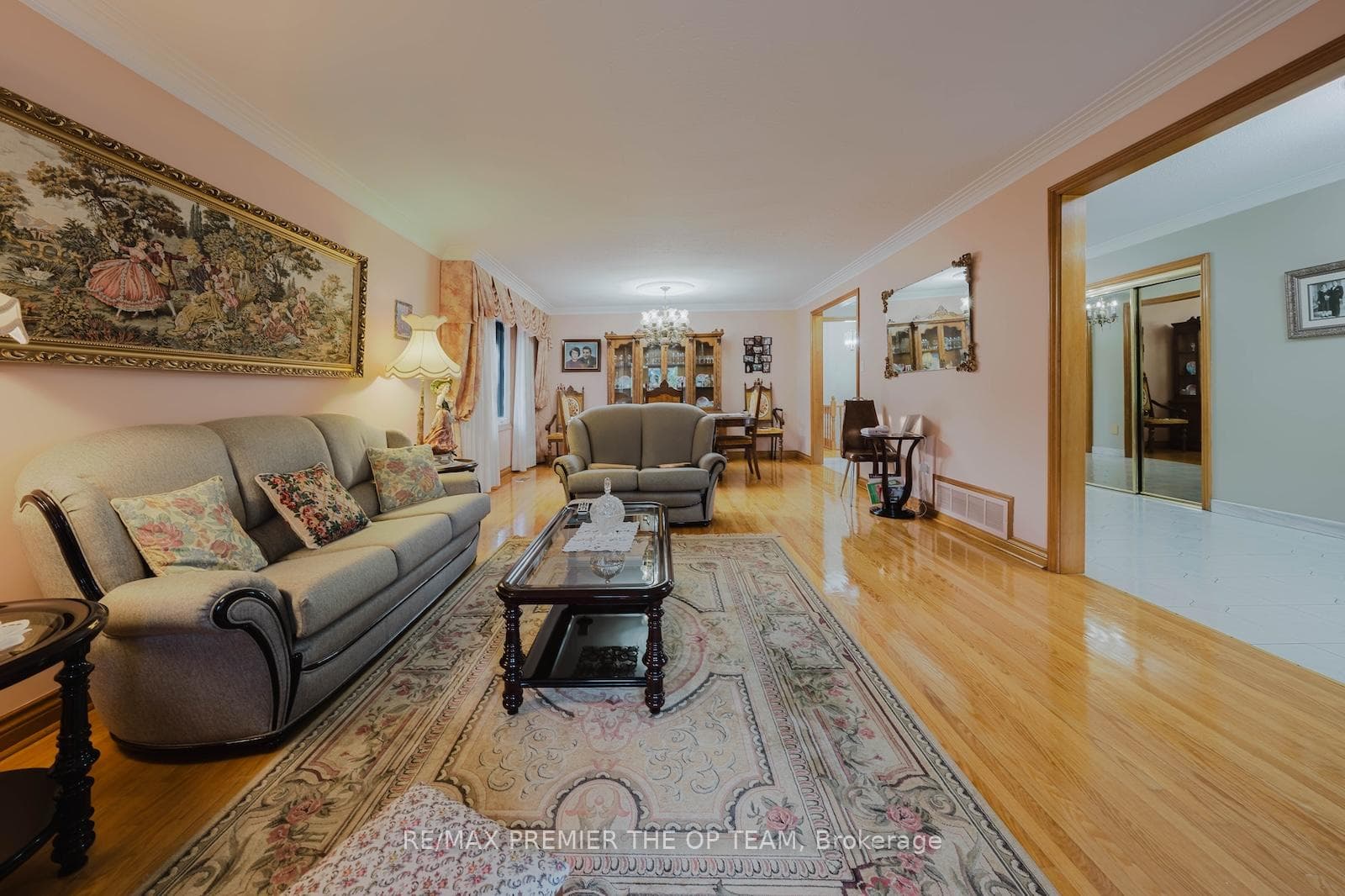 142 Gracefield Avenue photo 10