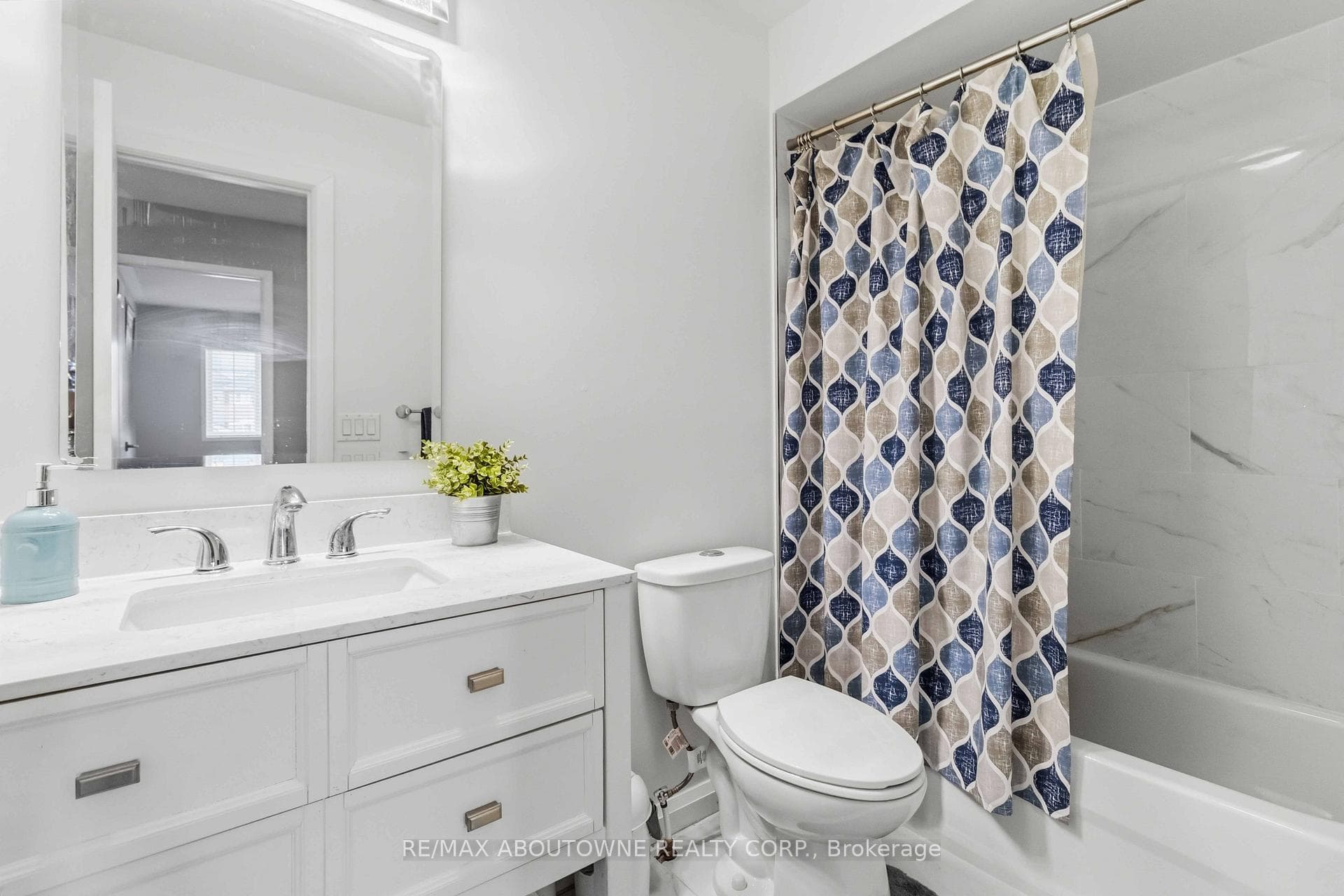 3872 Skyview Street photo 24