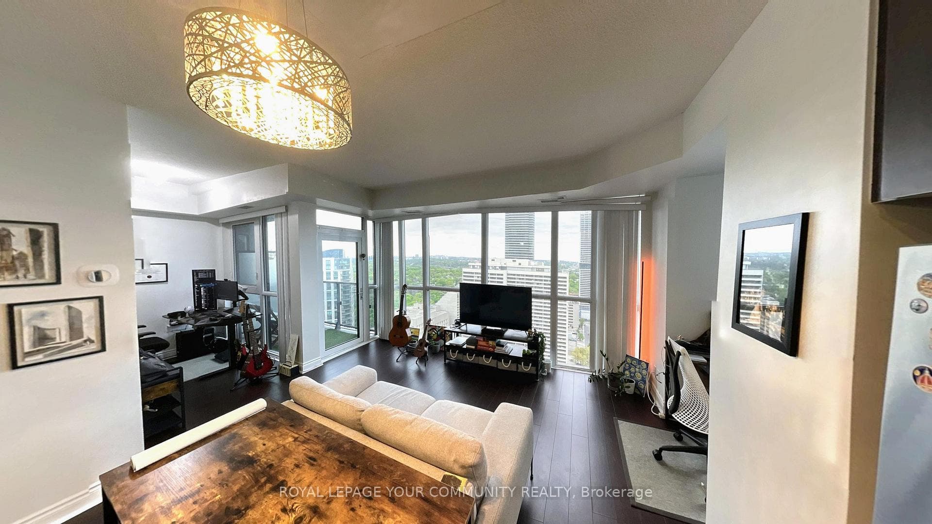 28 Ted Rogers Way Unit 3012 photo 3