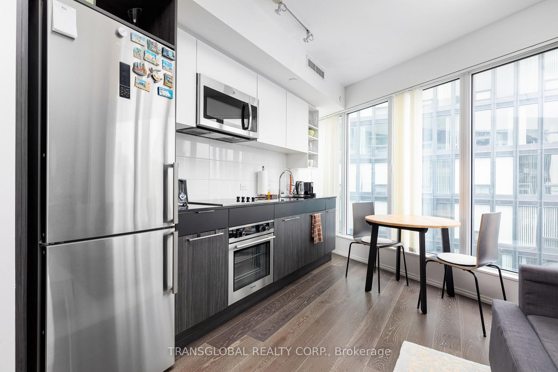 68 Shuter Street Unit 2808 photo 5