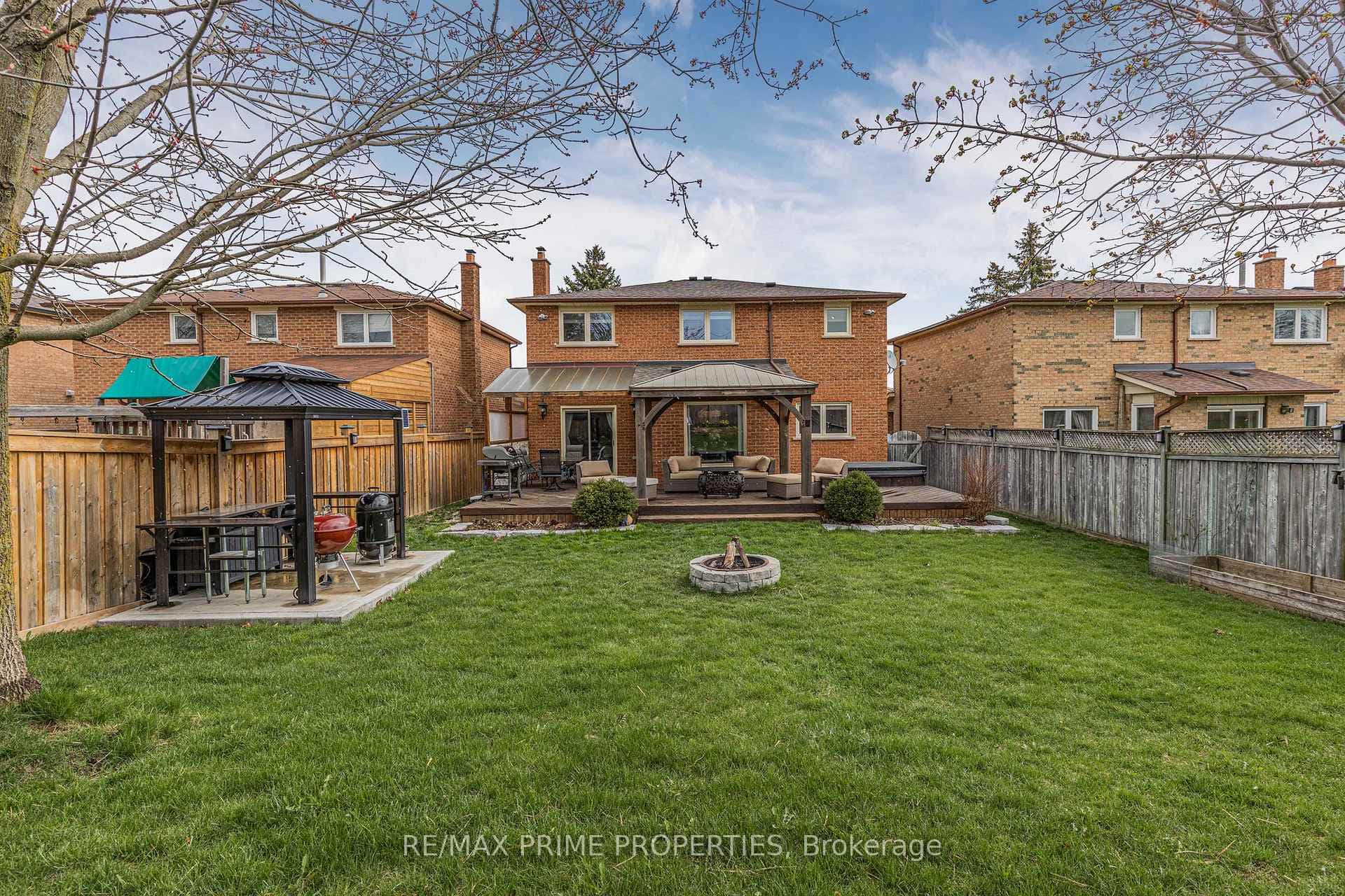 116 De Rose Avenue photo 34