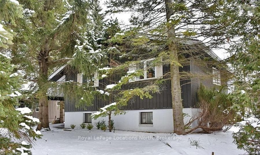145 Campbell Crescent photo 2