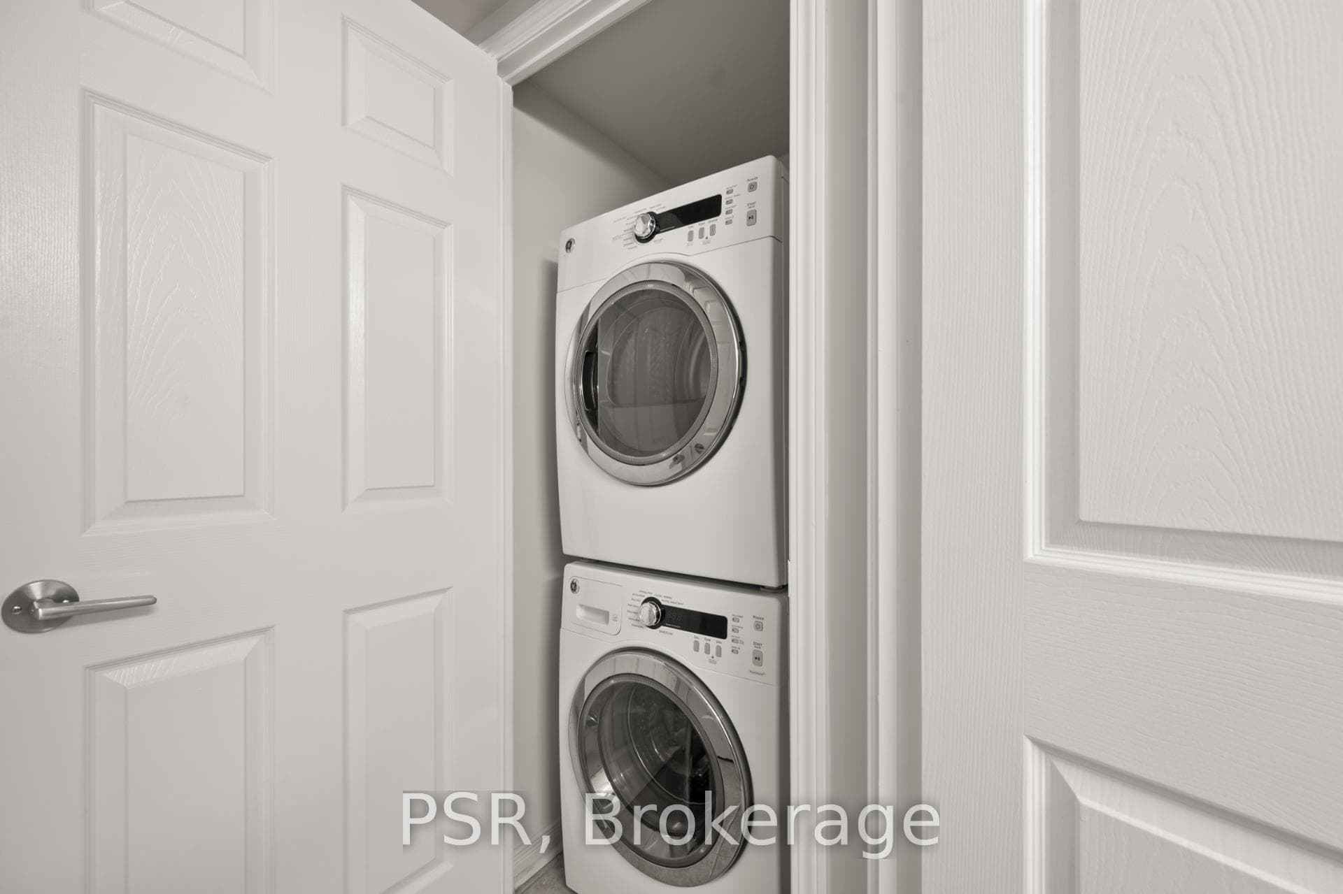 515 Rosewell Avenue Unit 711 photo 15