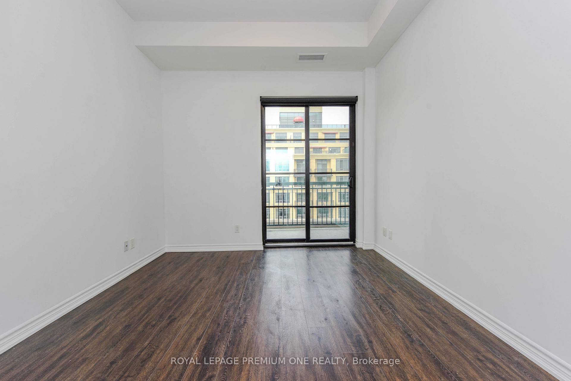 571 Prince Edward Drive Unit 512 photo 35