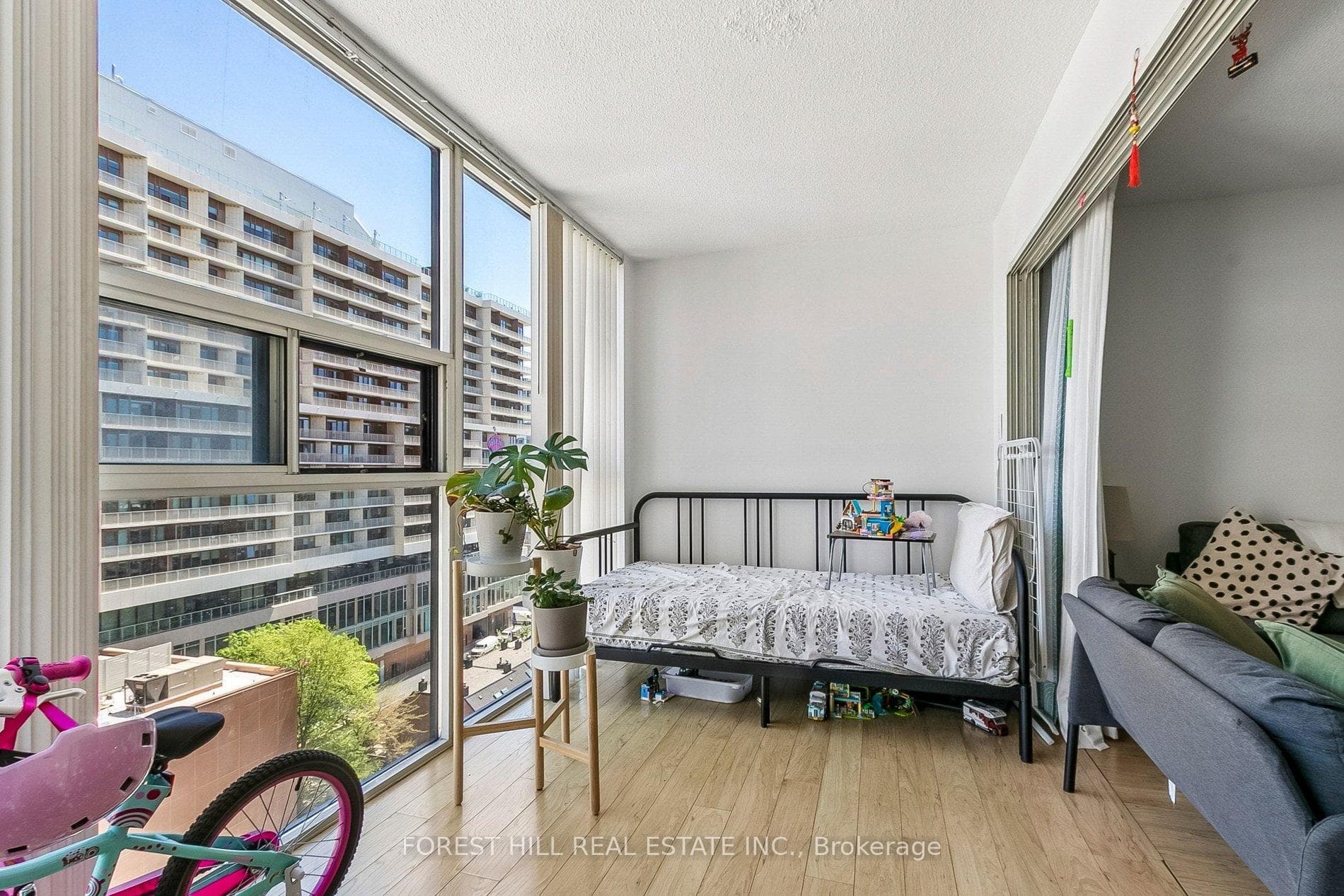 705 King Street Unit 1203 photo 11