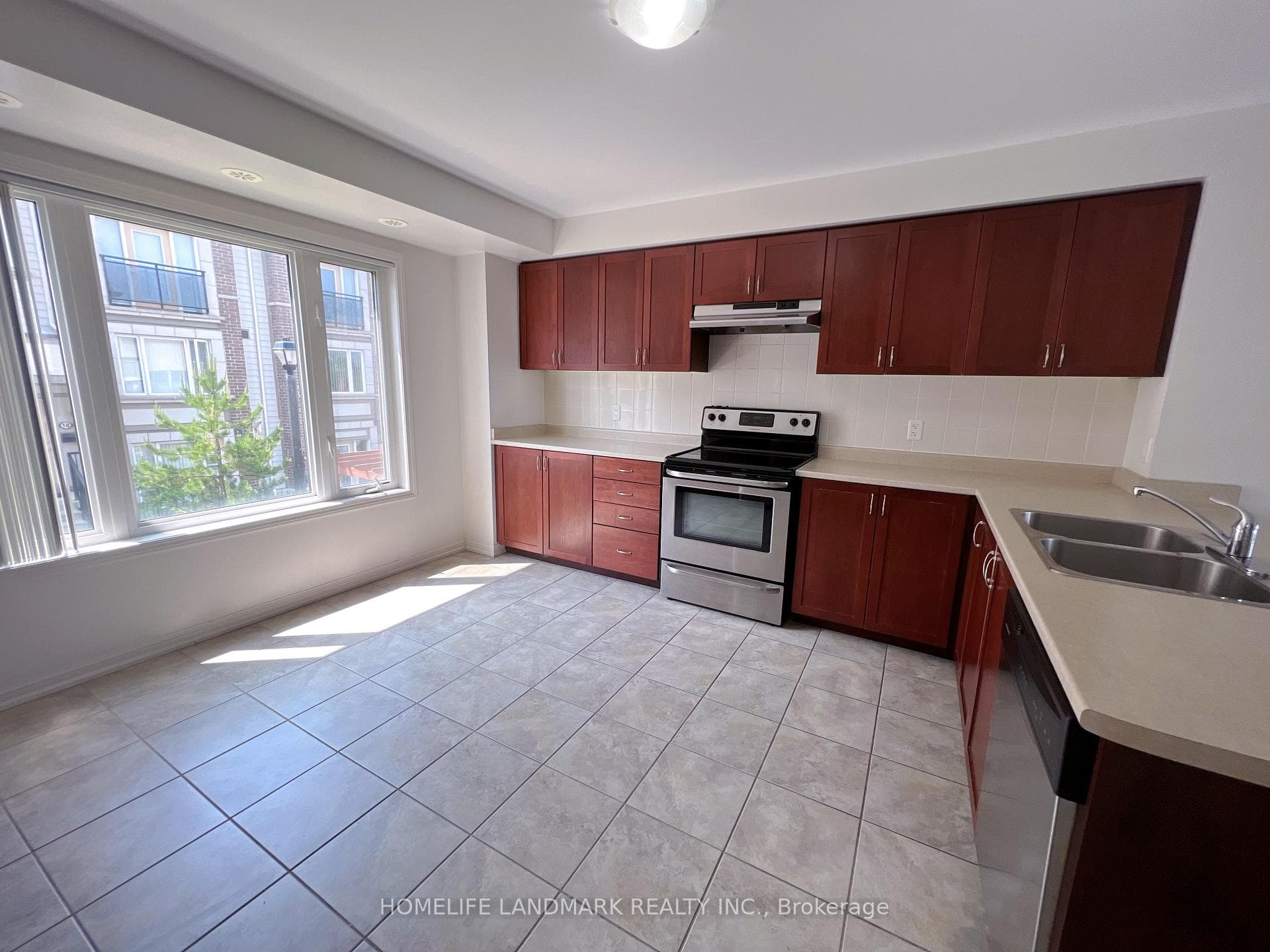 55 Burton Howard Drive photo 5