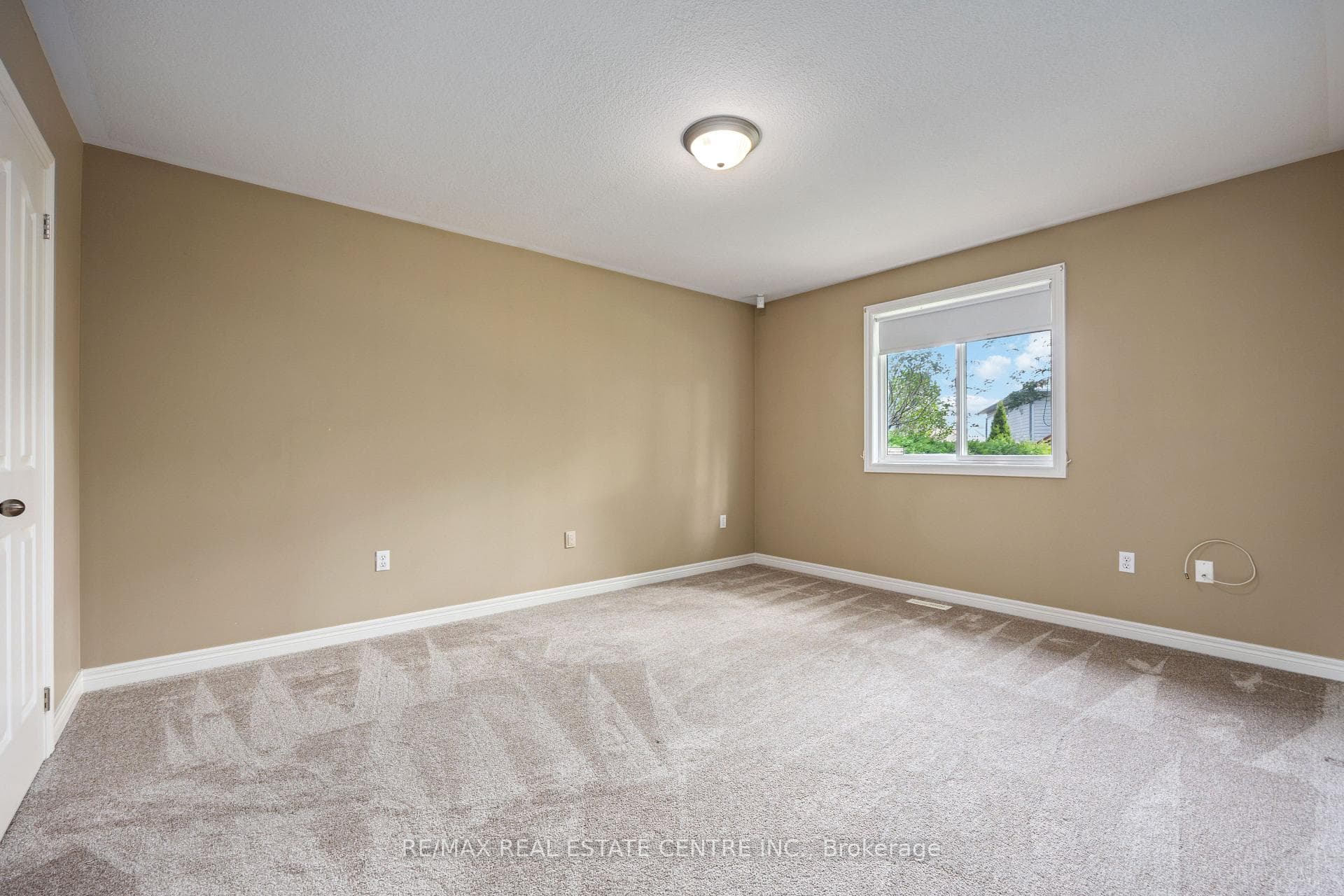 304 Parkside Drive photo 17
