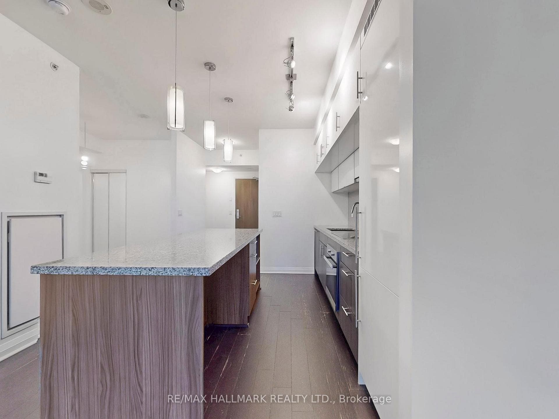 8 Mercer Street Unit 411 photo 14