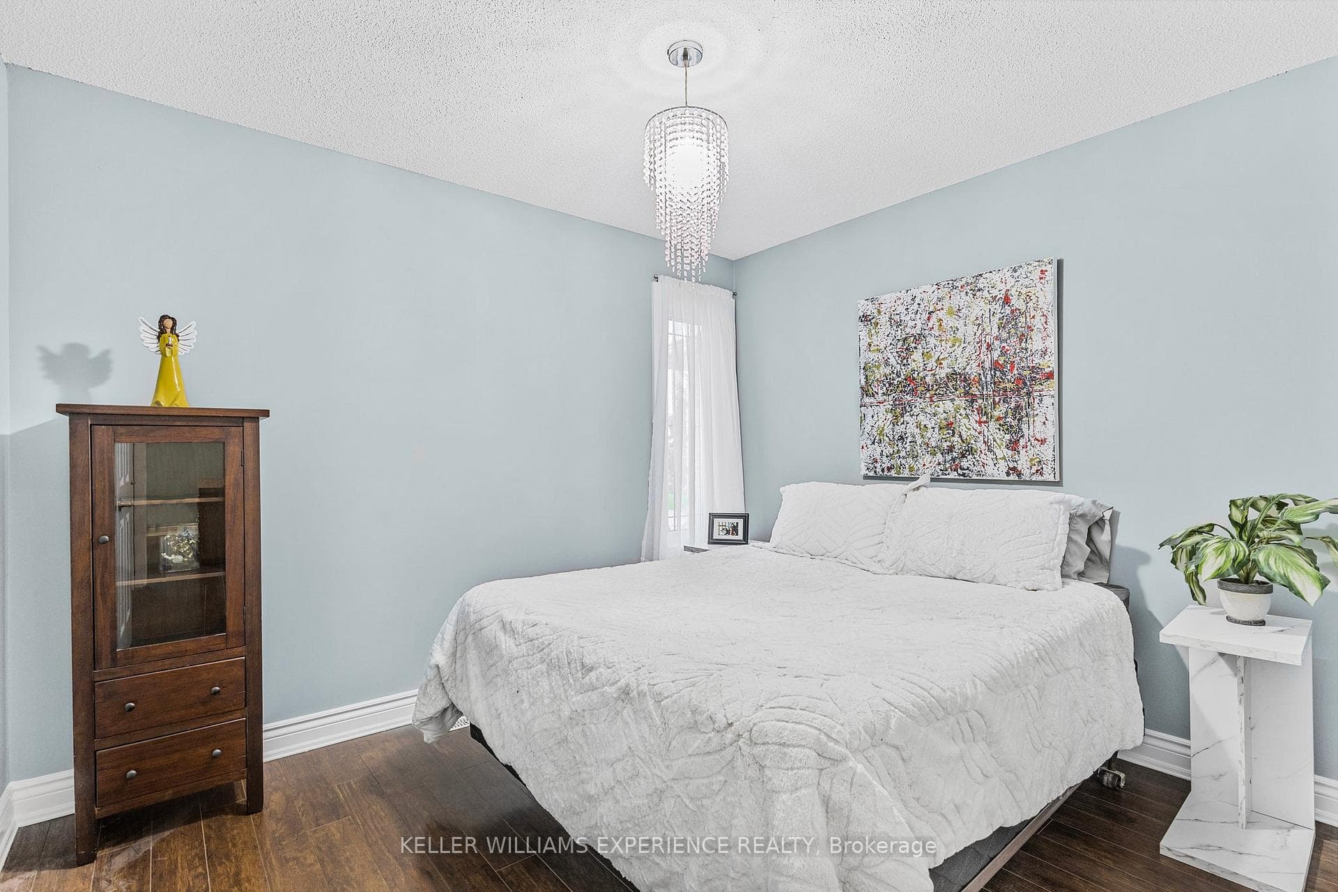 11 MAYFAIR Drive photo 22