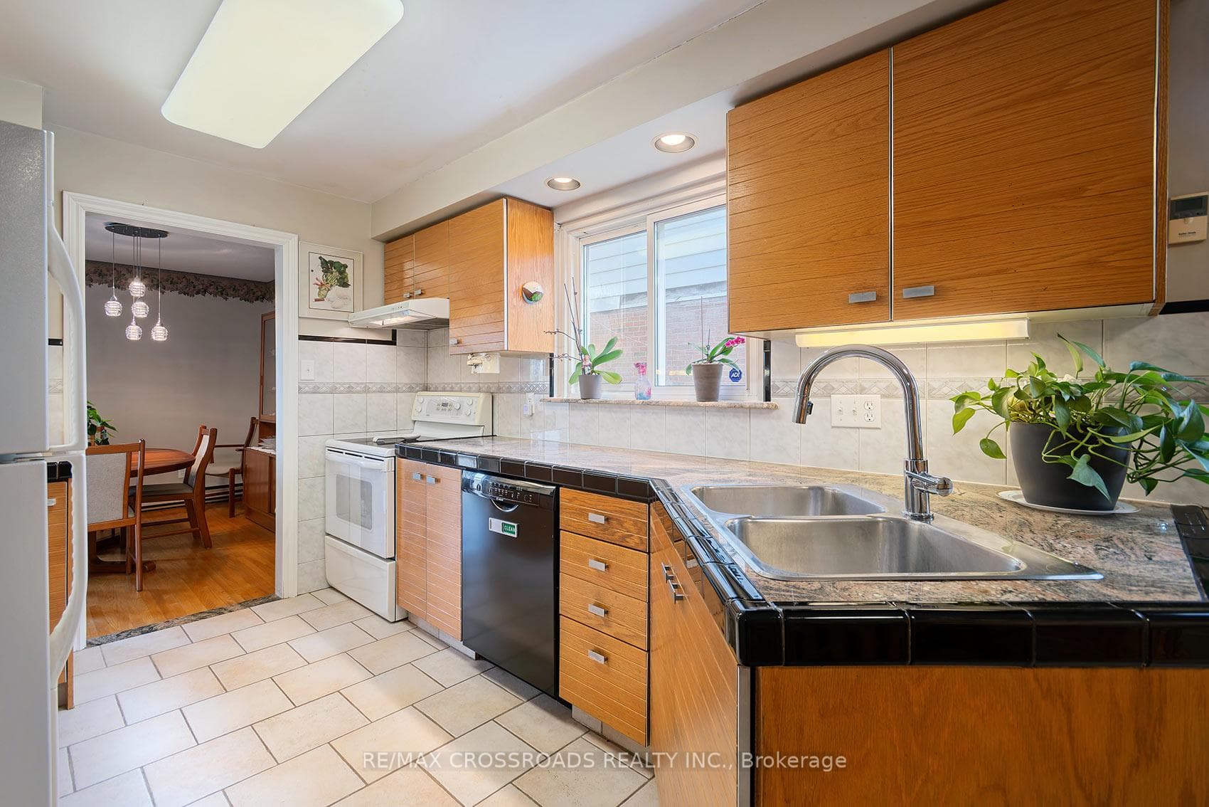 164 Glen Springs Drive photo 11