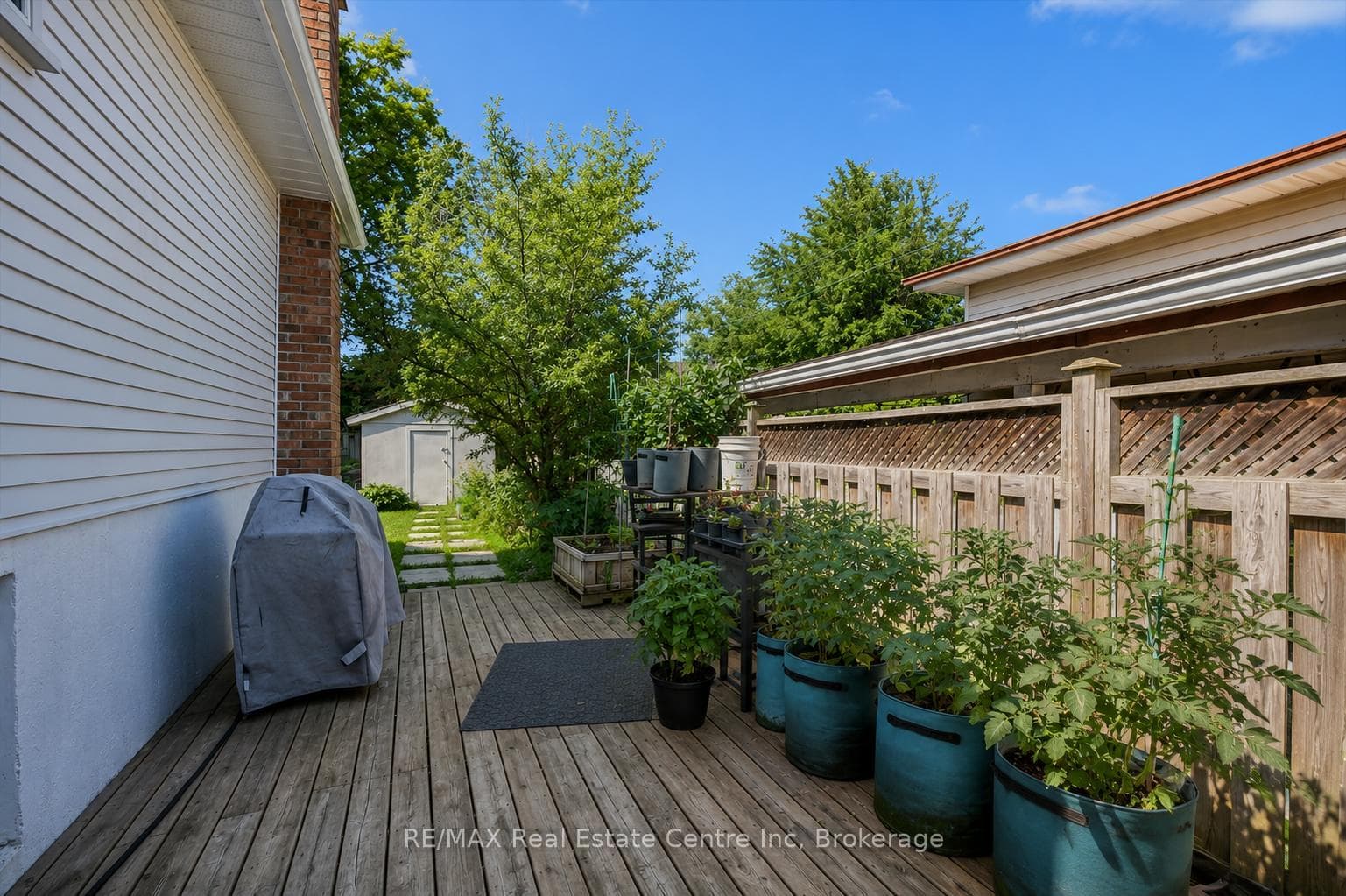 369 WEST ACRES Drive photo 16