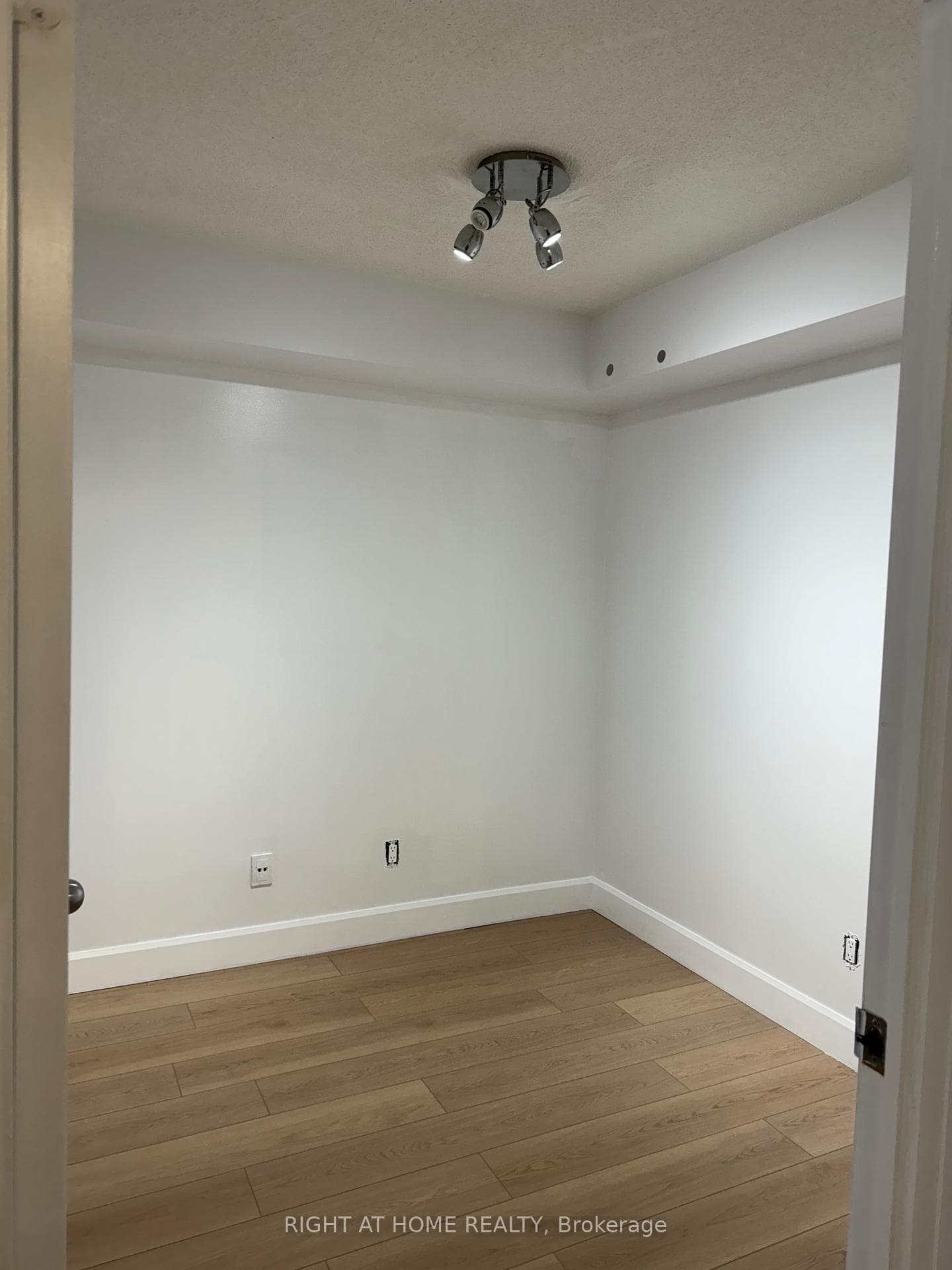 153 Beecroft Road Unit 2015 photo 2