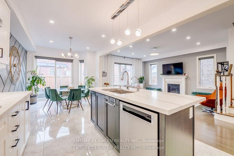 86 Colville Place photo 15