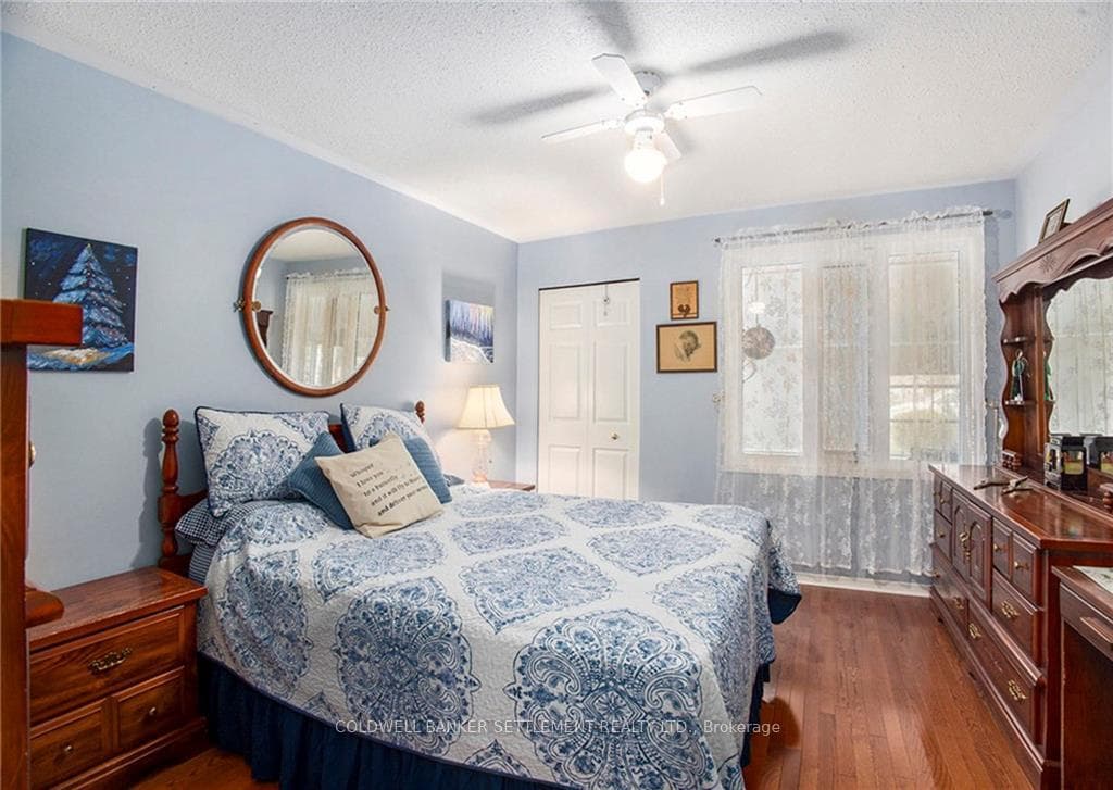 18 BATHURST Road photo 17