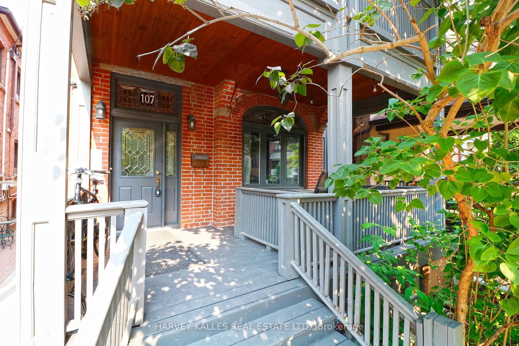 107 Concord Avenue Unit 3A photo 2