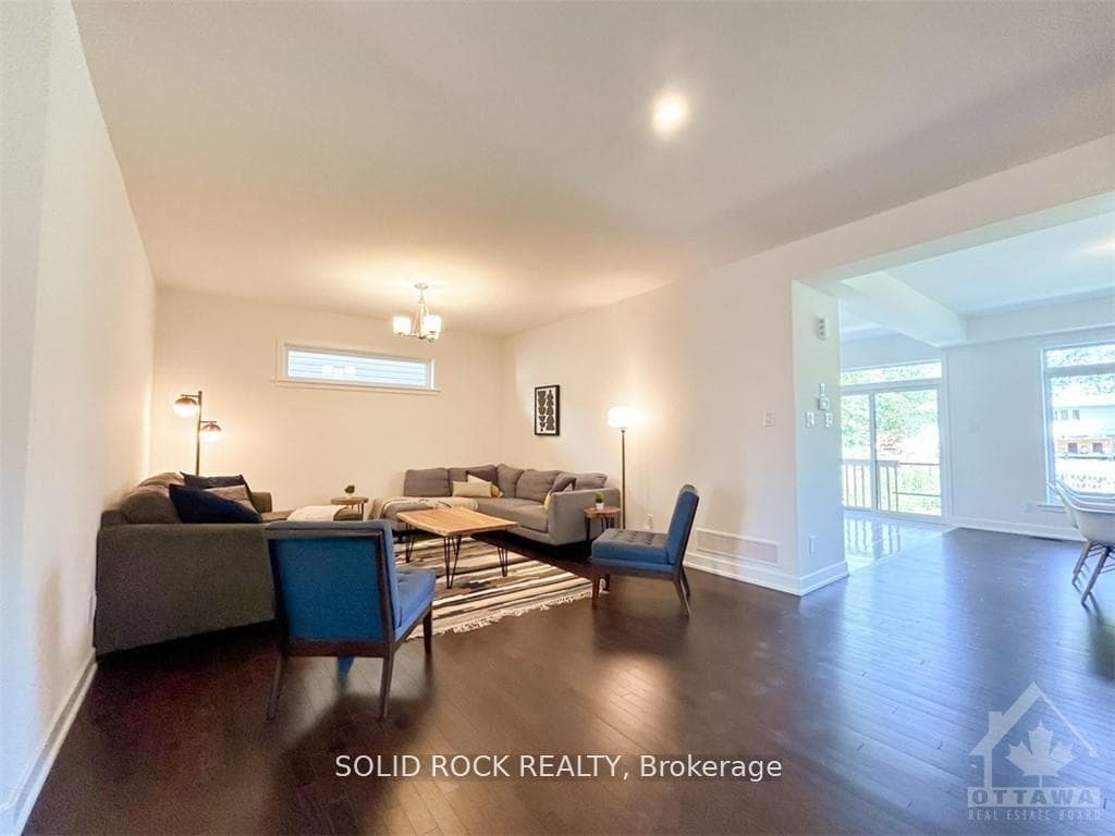 764 OVATION Grove photo 5