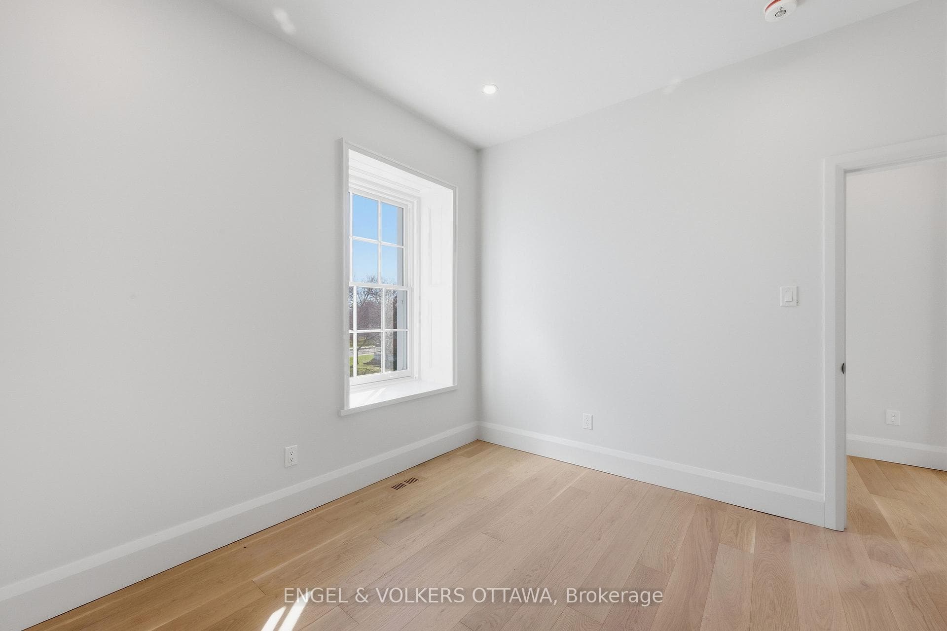 71 Thomas Street photo 34