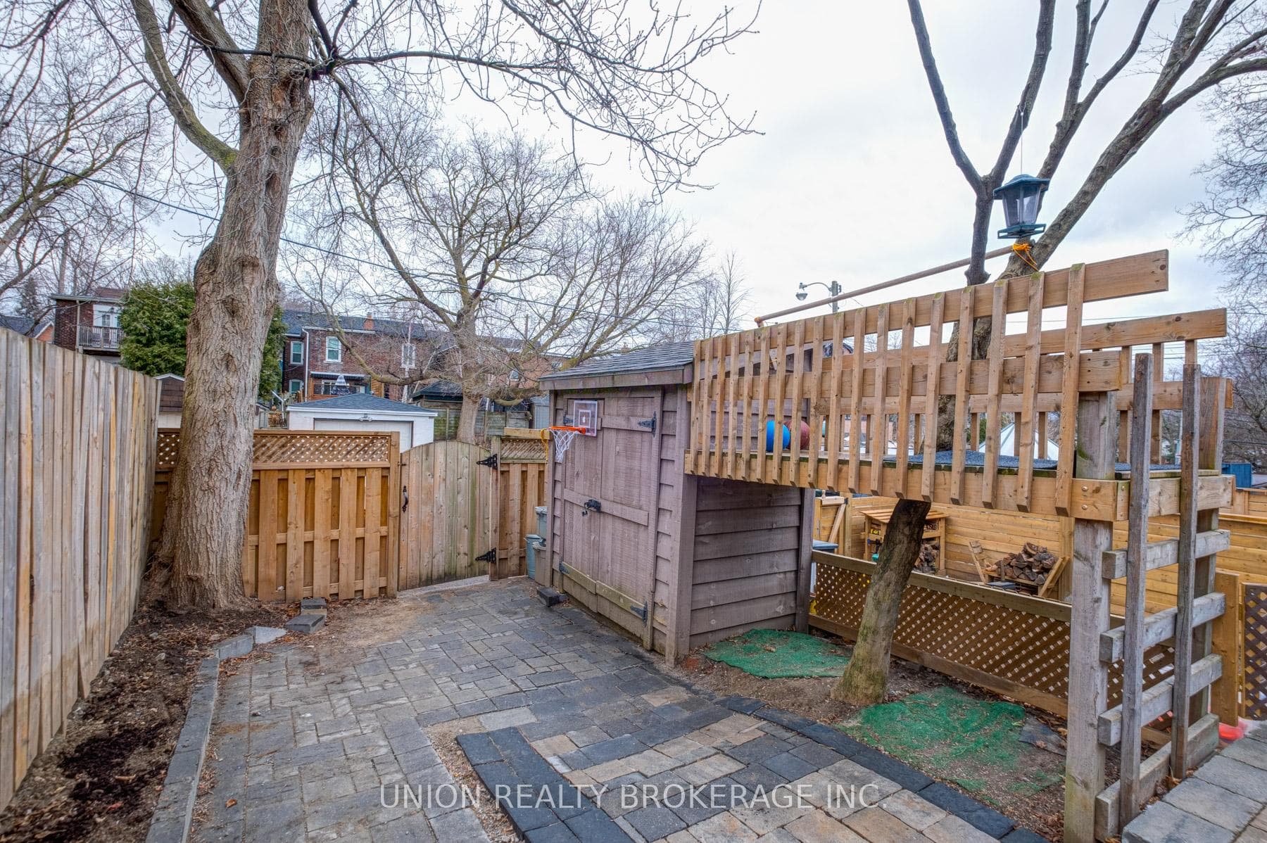 25 Glenmore Road photo 33