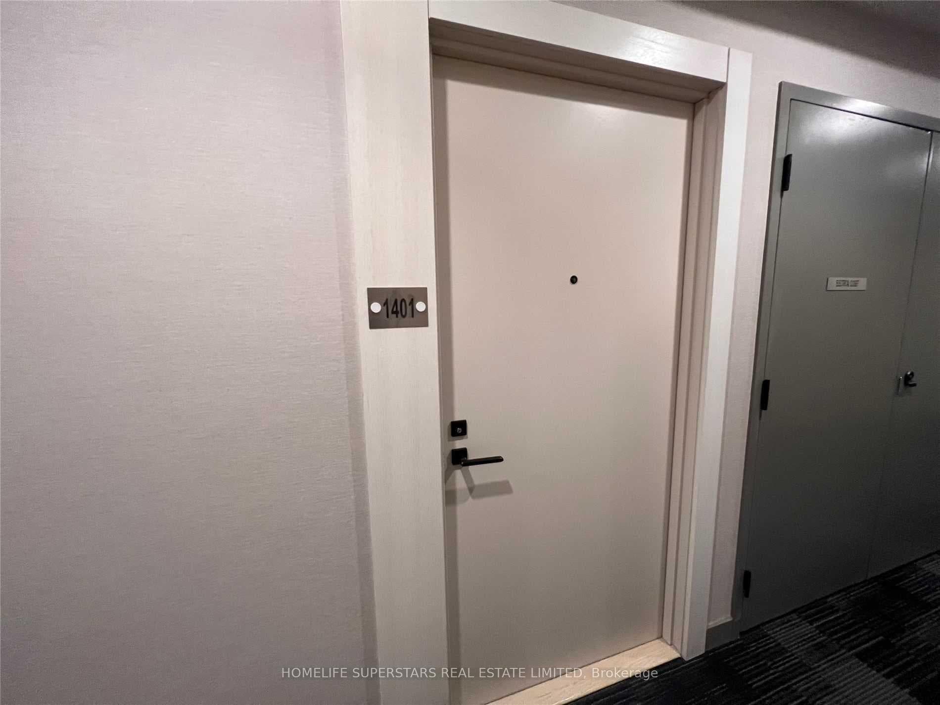 4699 Glen Erin Drive Unit 1401 photo 3