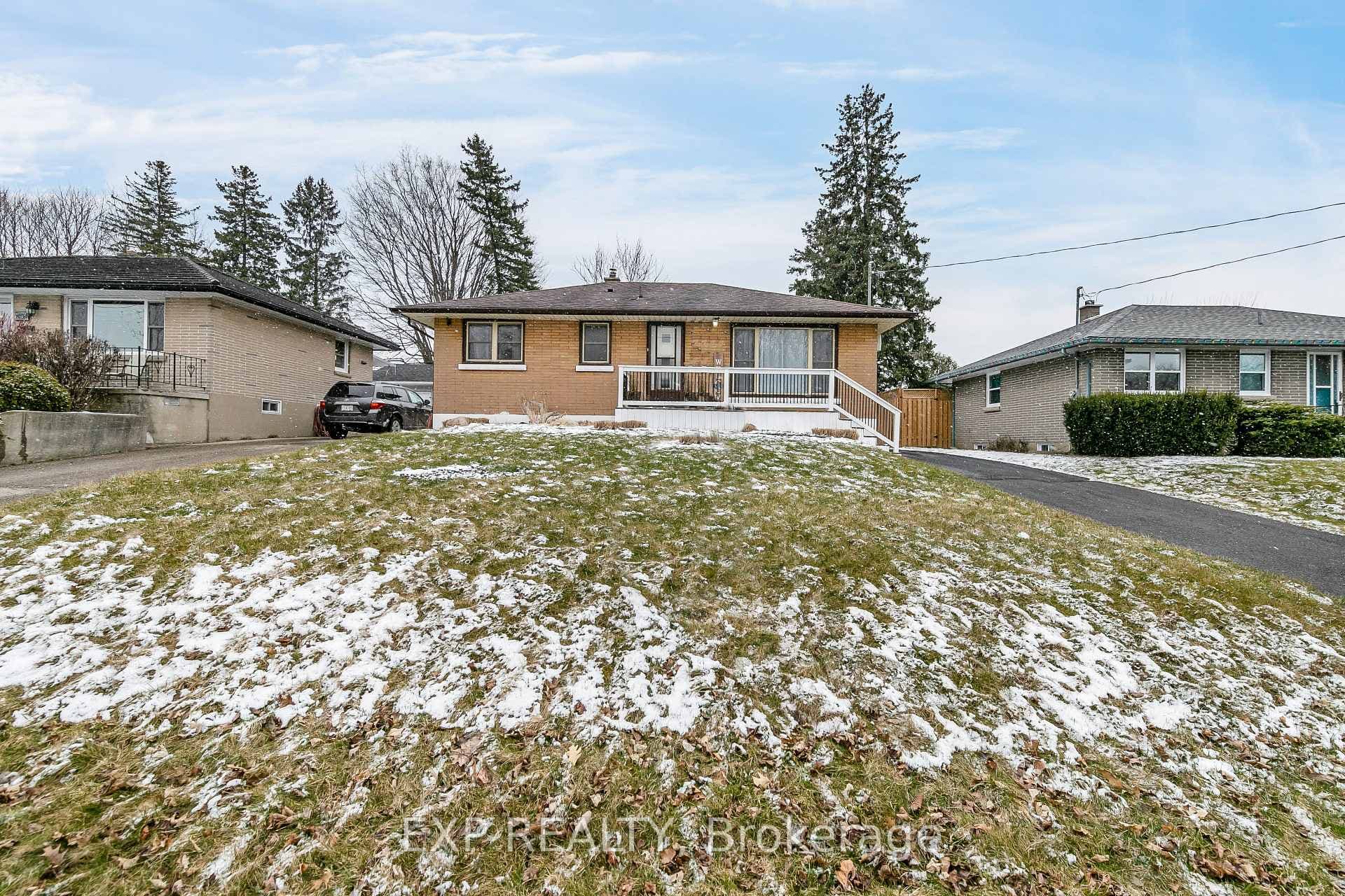 890 Alice Street photo 2