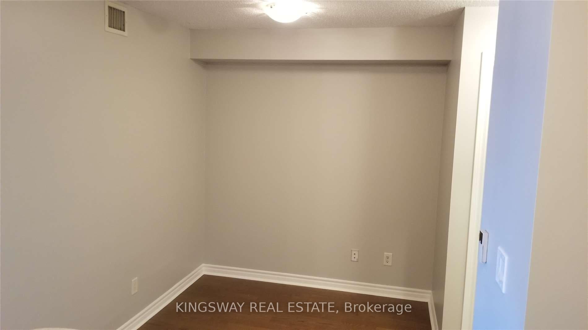 3888 Duke Of York Boulevard Unit 1227 photo 8