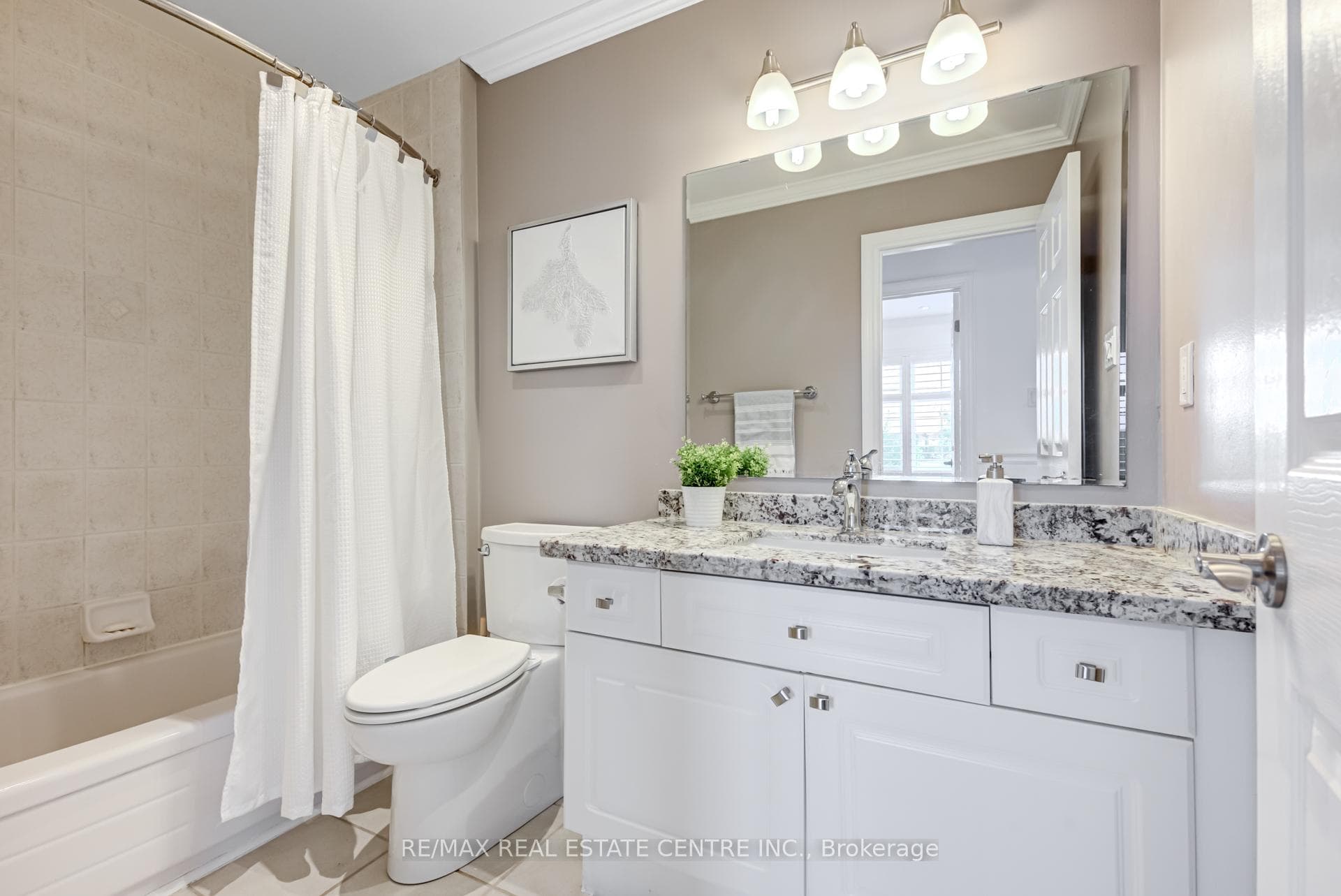 5915 Whitehorn Avenue photo 29