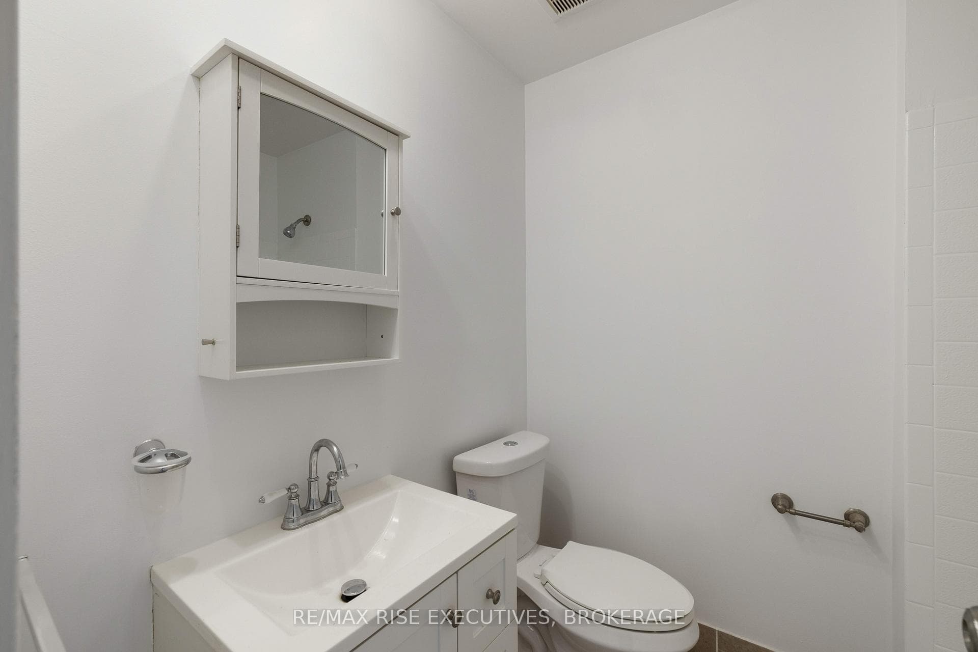 36 Meadow Lane photo 20