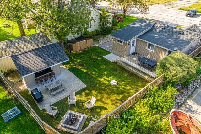 12187 Lakeshore Road photo 32