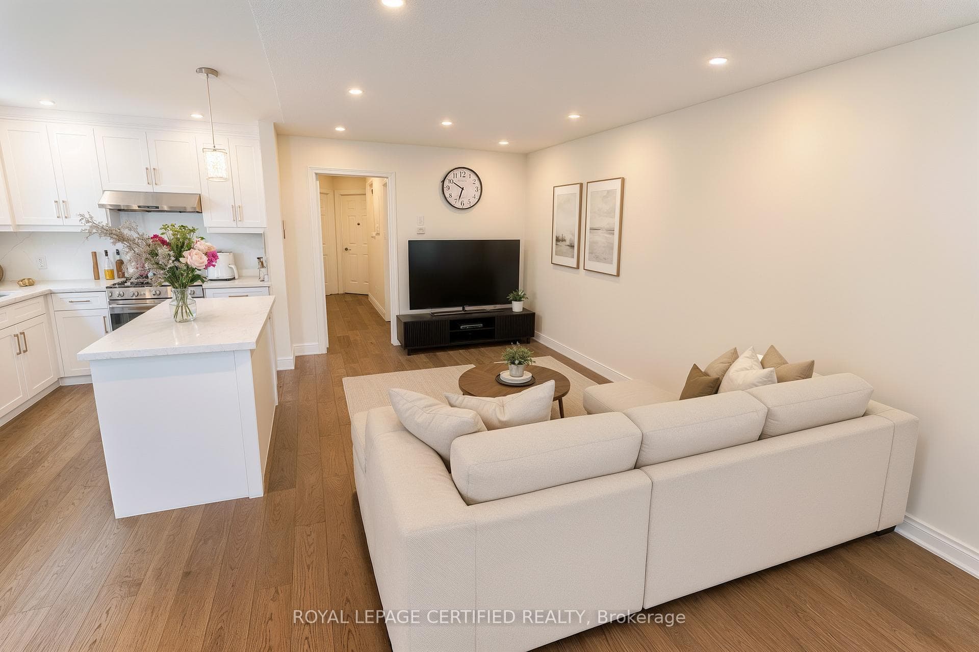3891 Freeman Terrace photo 5