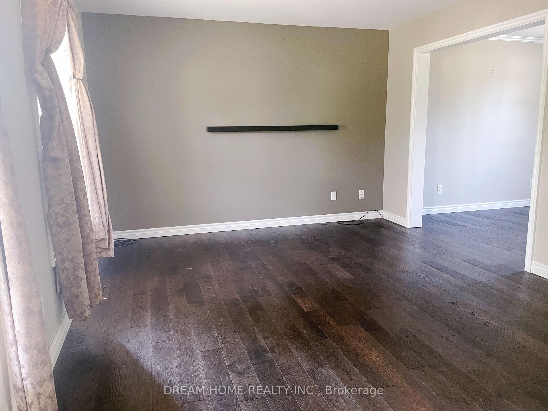 318 Annsheila Drive photo 4