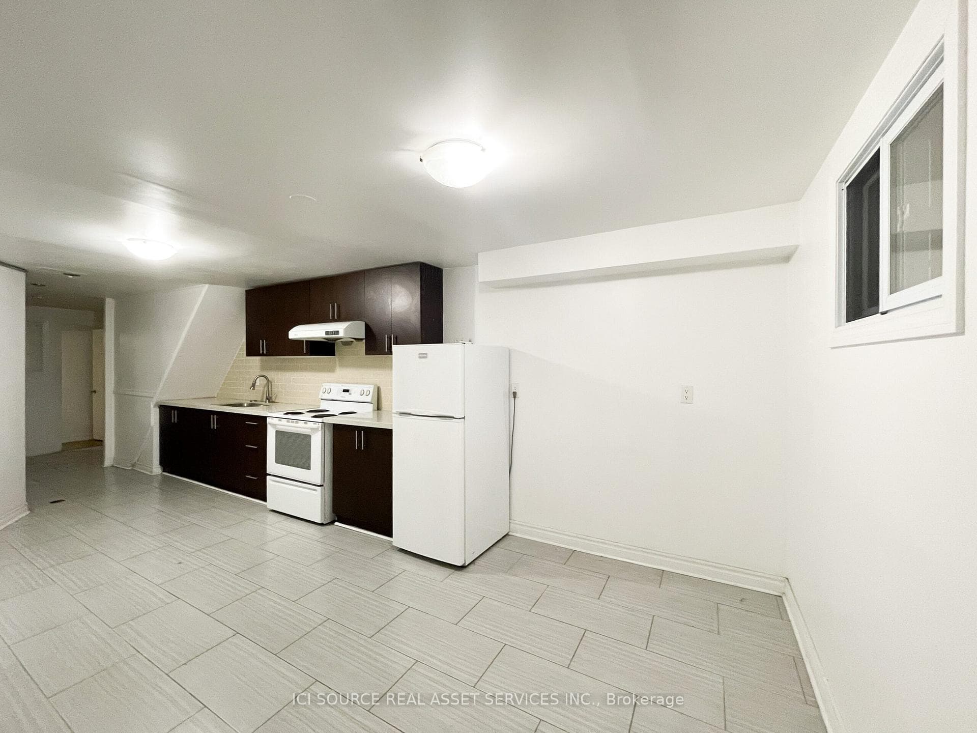 167 Markham Street Unit 3 photo 4