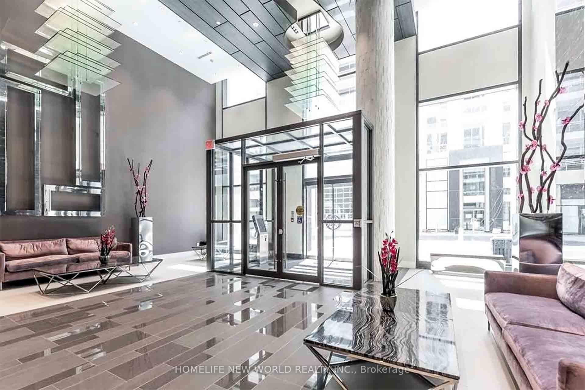9201 Yonge Street Unit 2301 photo 4