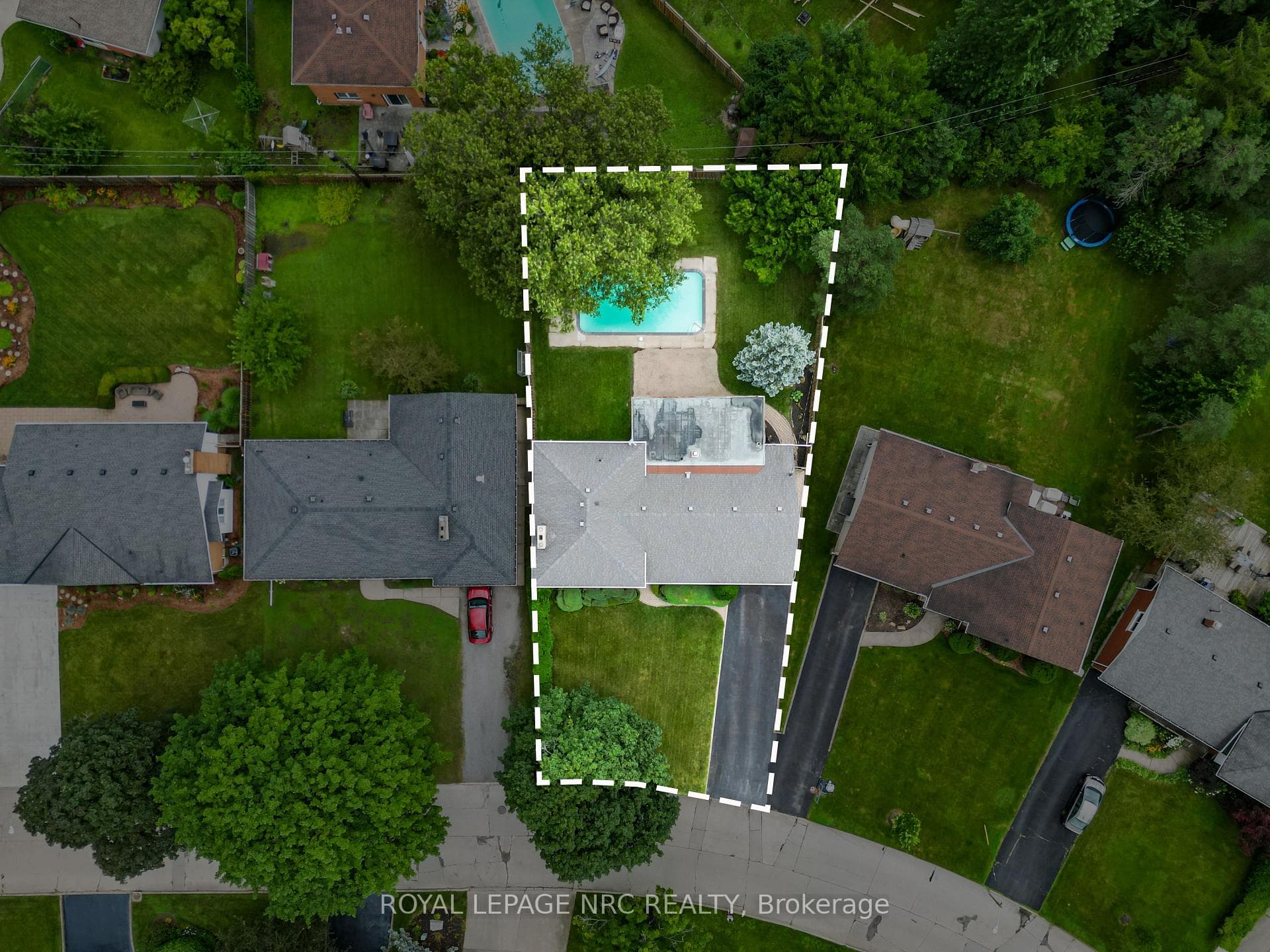 245 Riverview Boulevard photo 41
