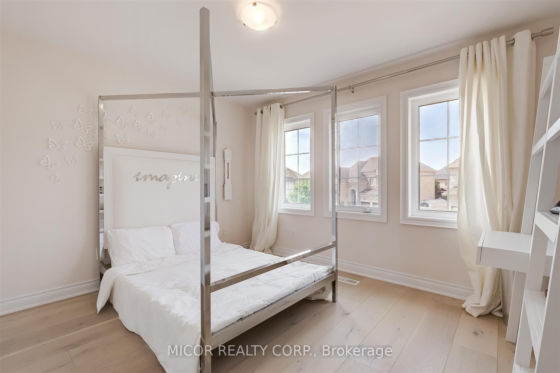35 Stanton Avenue photo 28