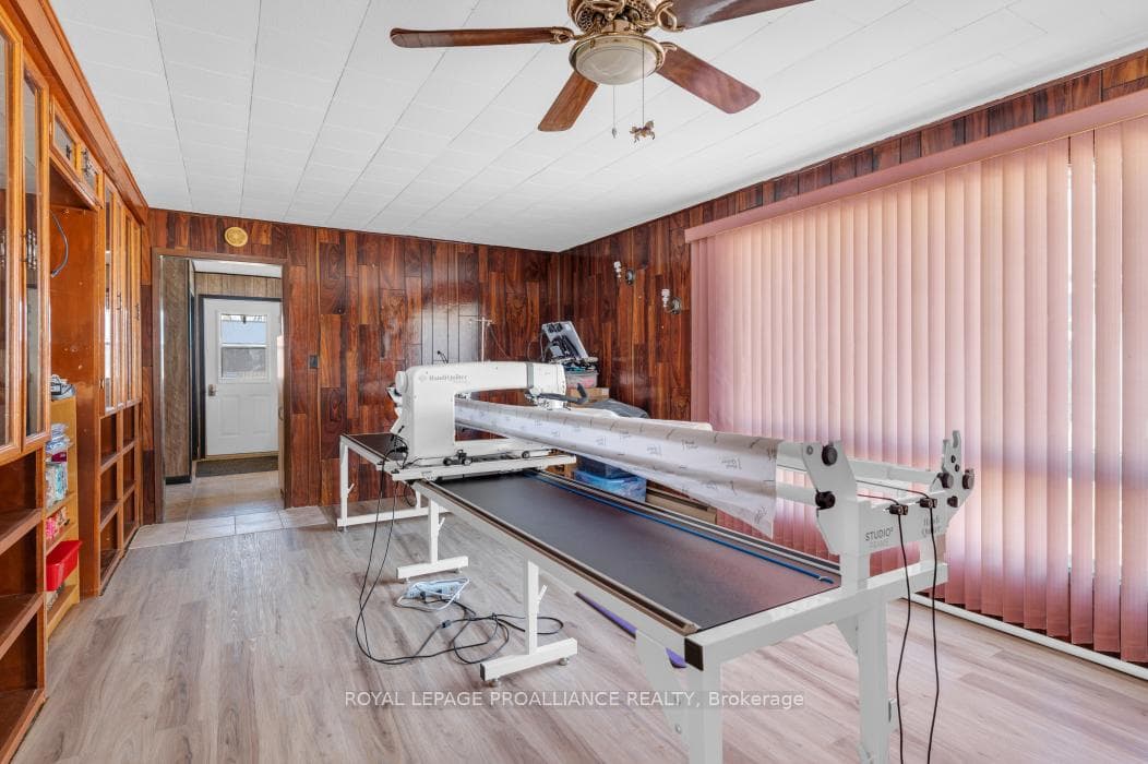 1147 Vanderwater Road photo 31