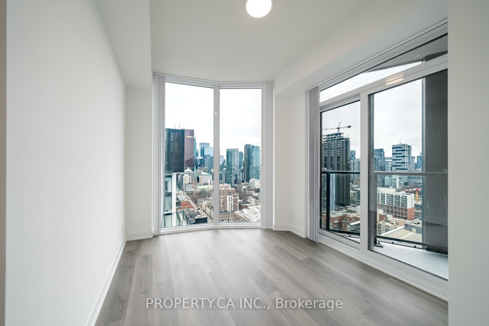 180 Front Street Unit 3212 photo 12