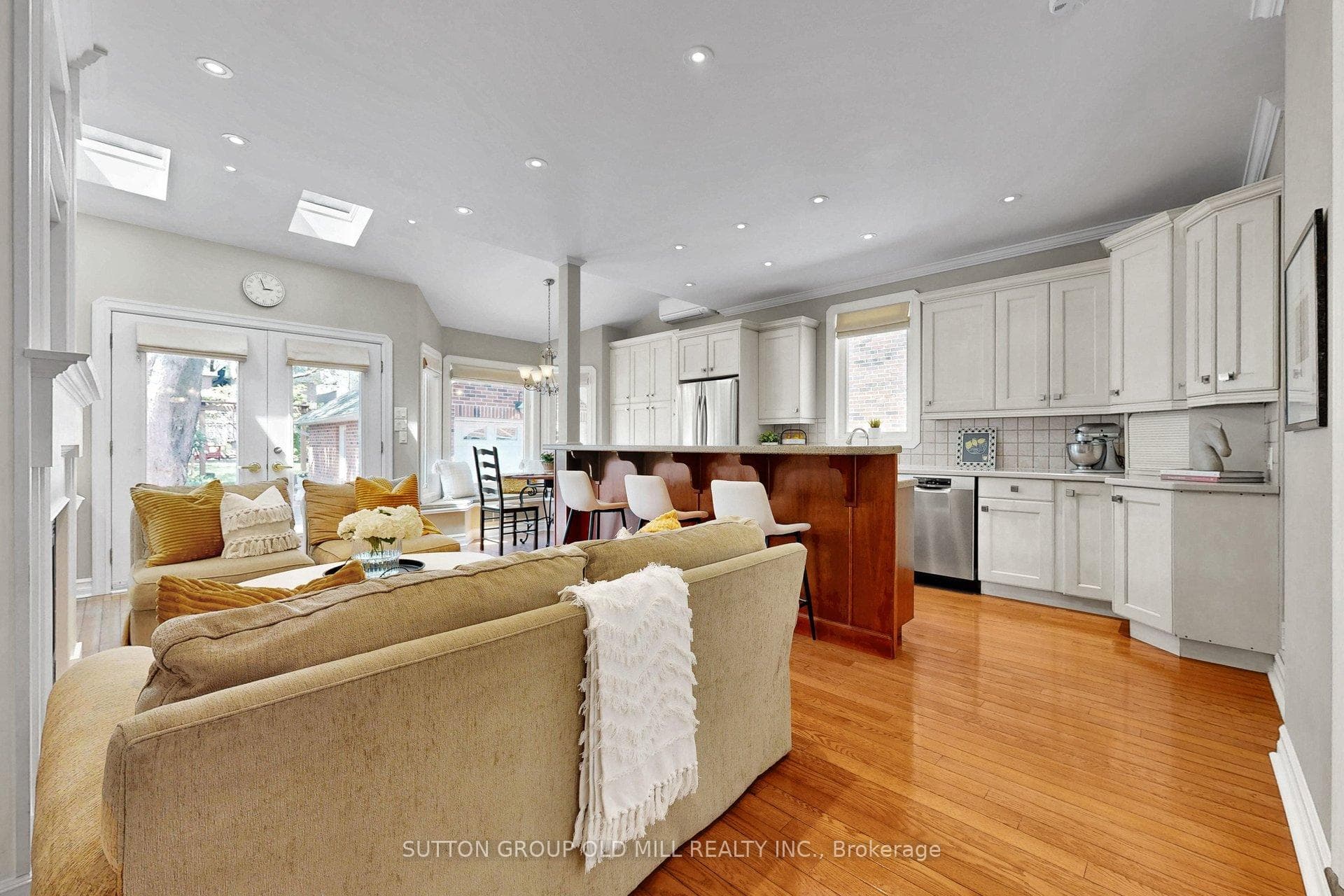 12 Jasmine Avenue photo 10