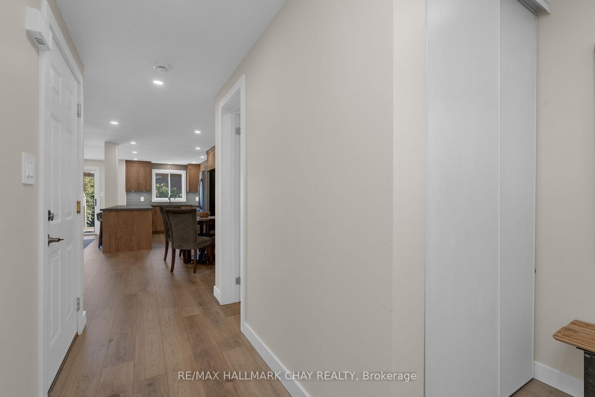 9 Caribou Court photo 12