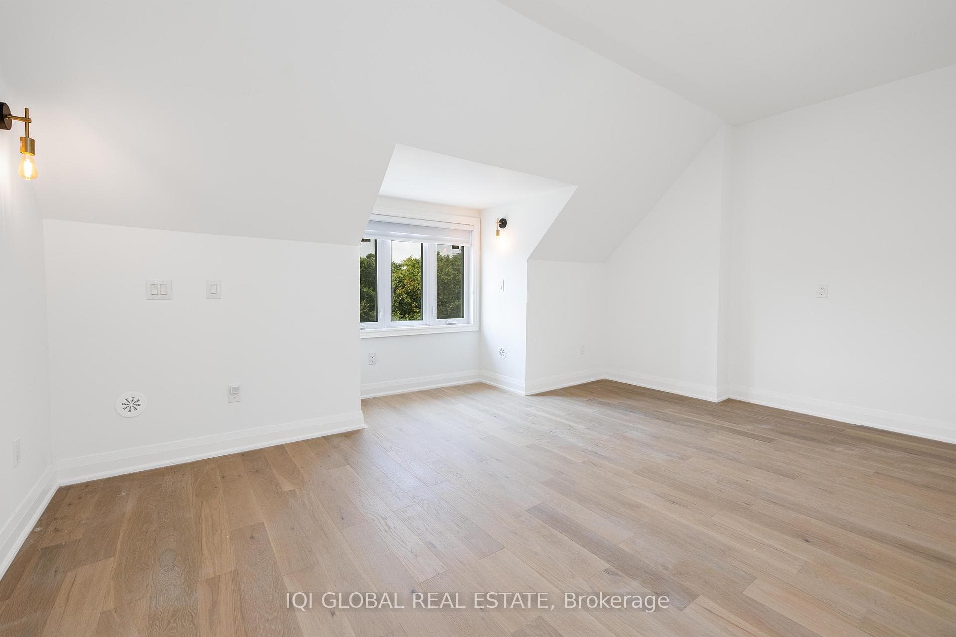475 Ossington Avenue Unit UpperFloor photo 22