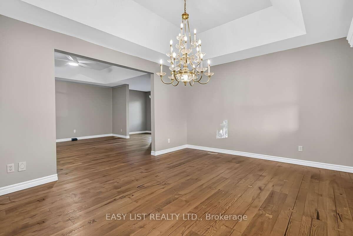 128 Albert Street photo 16