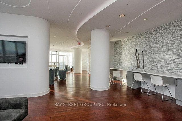 60 Absolute Avenue Unit 5006 photo 28