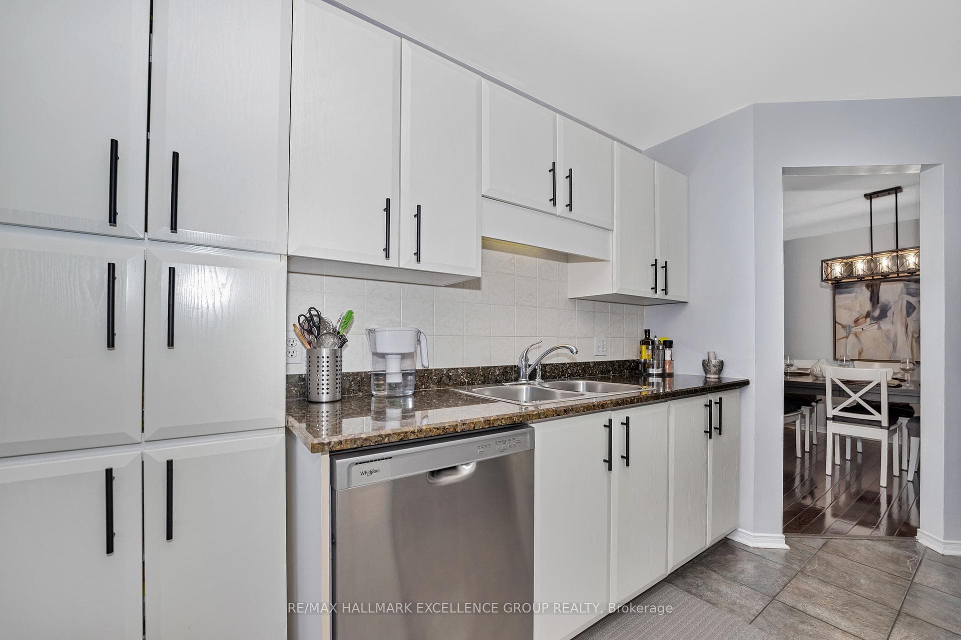 759 Nesting Way photo 9
