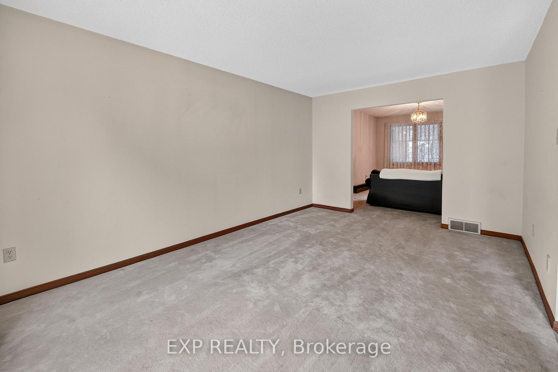 38 Farmington Drive photo 14