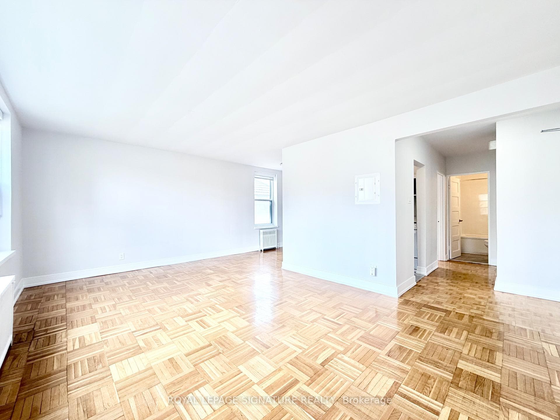 1545 Bathurst Street Unit 201 photo 1