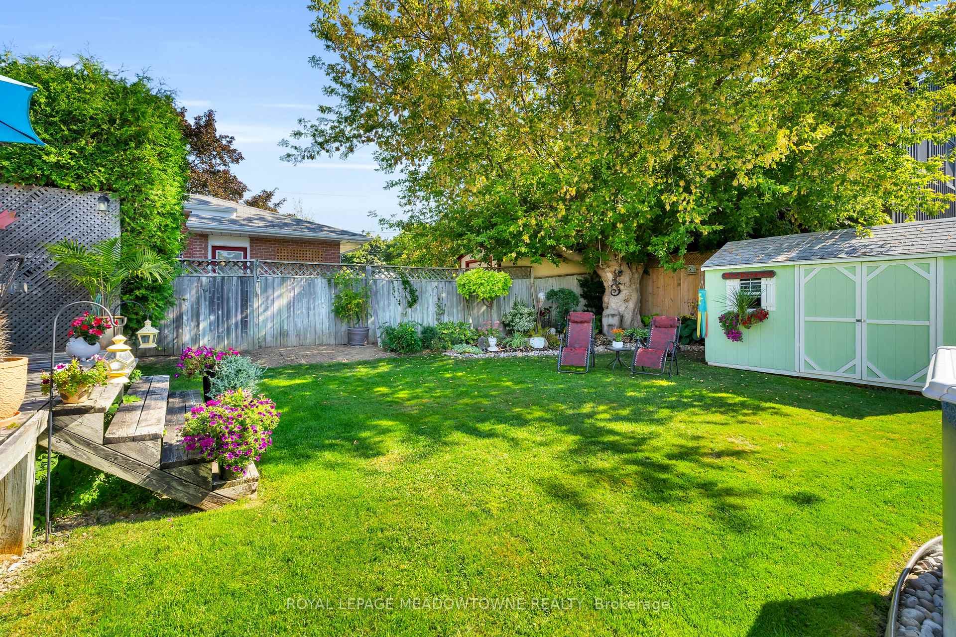 79 Rexway Drive photo 31