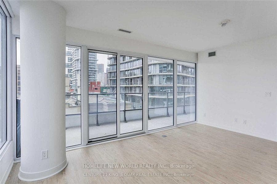 85 Wood Street Unit 1216 photo 4